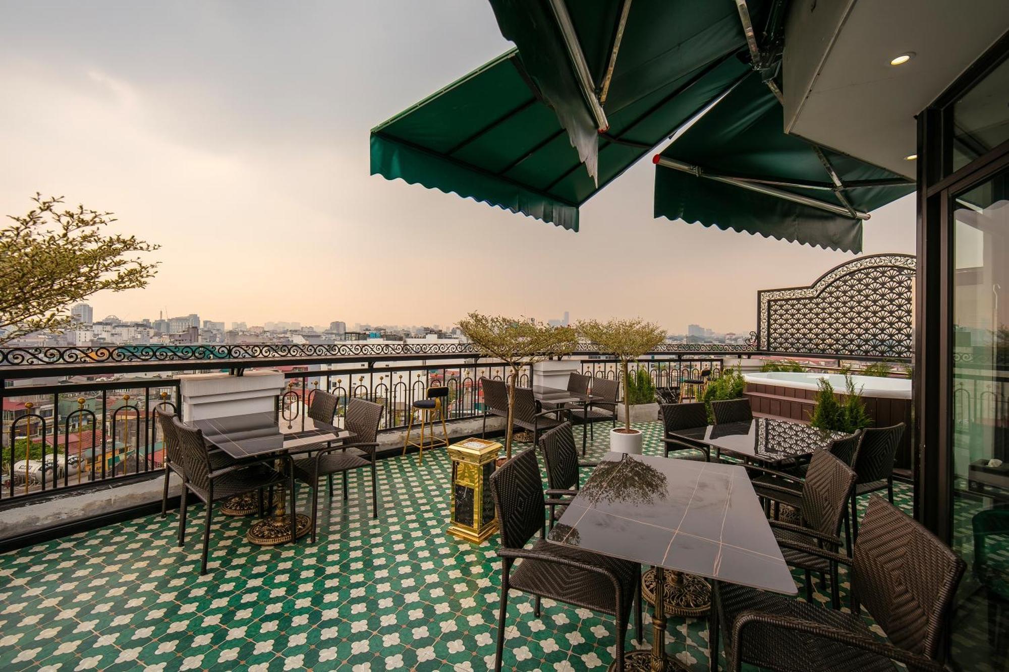 Hanoi Plaza Suite Hotel & Spa Exterior foto