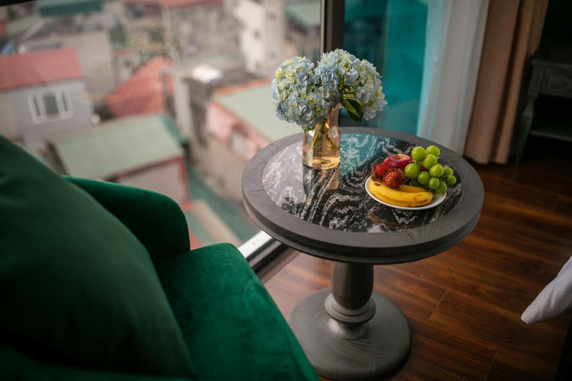 Hanoi Plaza Suite Hotel & Spa Exterior foto