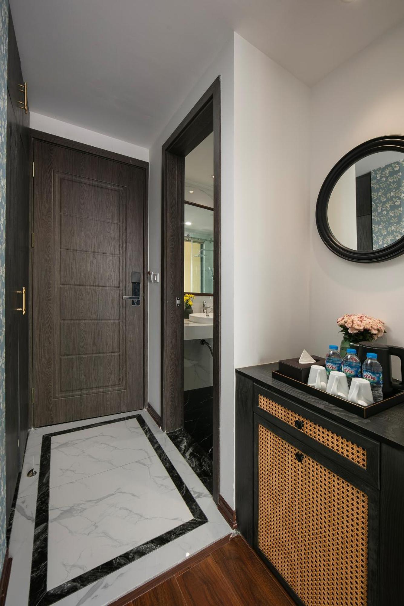 Hanoi Plaza Suite Hotel & Spa Exterior foto